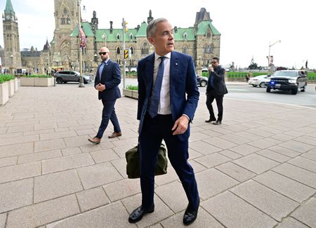 tagreuters.com2025binary_LYNXMPEL3S0XC-VIEWIMAGE