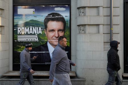 tagreuters.com2025binary_LYNXMPEL3T0NG-VIEWIMAGE