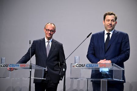 tagreuters.com2025binary_LYNXMPEL3T0Q0-VIEWIMAGE