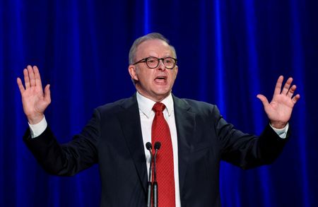 tagreuters.com2025binary_LYNXMPEL42075-VIEWIMAGE