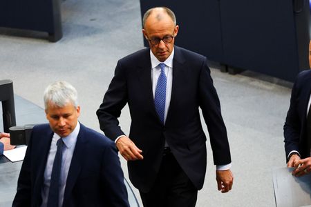 tagreuters.com2025binary_LYNXMPEL450AR-VIEWIMAGE