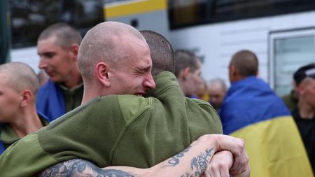 tagreuters.com2025binary_LYNXMPEL450LQ-VIEWIMAGE