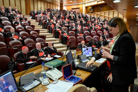 tagreuters.com2025binary_LYNXMPEL450MQ-VIEWIMAGE