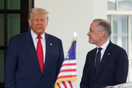 tagreuters.com2025binary_LYNXMPEL450UL-VIEWIMAGE