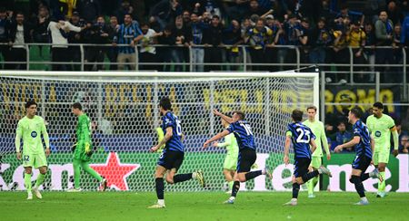 tagreuters.com2025binary_LYNXMPEL460NE-VIEWIMAGE