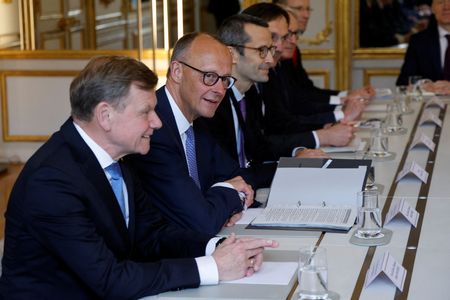 tagreuters.com2025binary_LYNXMPEL460QR-VIEWIMAGE