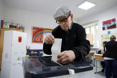 tagreuters.com2025binary_LYNXMPEL4A028-VIEWIMAGE