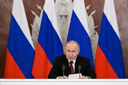 tagreuters.com2025binary_LYNXMPEL4A04Y-VIEWIMAGE