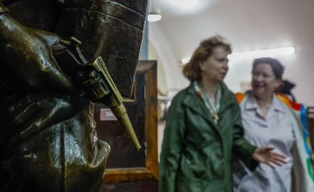 tagreuters.com2025binary_LYNXMPEL4C0LK-VIEWIMAGE