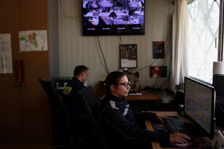 tagreuters.com2025binary_LYNXMPEL4D09J-VIEWIMAGE