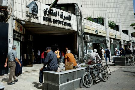 tagreuters.com2025binary_LYNXMPEL4D0AU-VIEWIMAGE