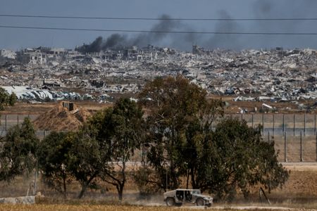 tagreuters.com2025binary_LYNXMPEL4D13M-VIEWIMAGE