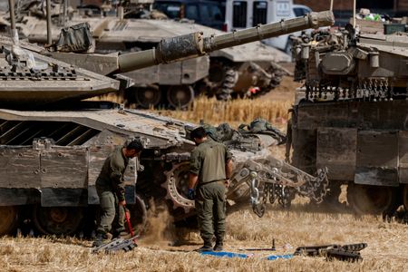 tagreuters.com2025binary_LYNXMPEL4D13P-VIEWIMAGE