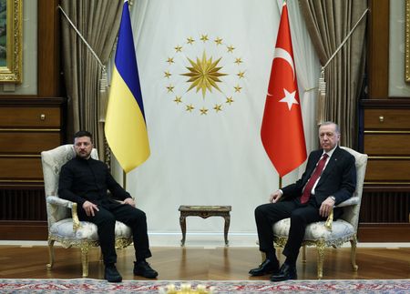 tagreuters.com2025binary_LYNXMPEL4E0N6-VIEWIMAGE