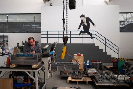 tagreuters.com2025binary_LYNXMPEL4F07D-VIEWIMAGE