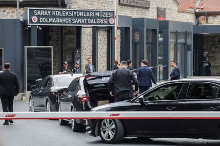 tagreuters.com2025binary_LYNXMPEL4F0A2-VIEWIMAGE