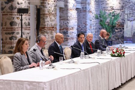 tagreuters.com2025binary_LYNXMPEL4F0FX-VIEWIMAGE