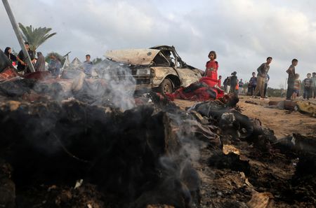 tagreuters.com2025binary_LYNXMPEL4H056-VIEWIMAGE