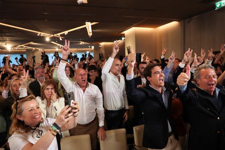 tagreuters.com2025binary_LYNXMPEL4H0I8-VIEWIMAGE