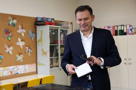 tagreuters.com2025binary_LYNXMPEL4I000-VIEWIMAGE