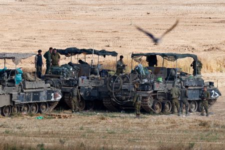 tagreuters.com2025binary_LYNXMPEL4J0AU-VIEWIMAGE