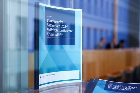 tagreuters.com2025binary_LYNXMPEL4J0JQ-VIEWIMAGE