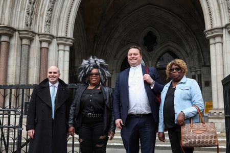 tagreuters.com2025binary_LYNXMPEL4L0DJ-VIEWIMAGE