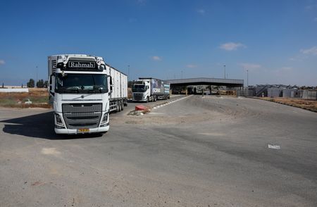 tagreuters.com2025binary_LYNXMPEL4L0FP-VIEWIMAGE