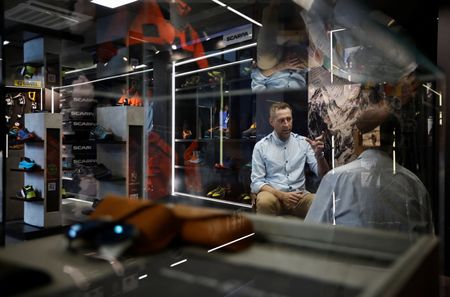 tagreuters.com2025binary_LYNXMPEL4M0LM-VIEWIMAGE