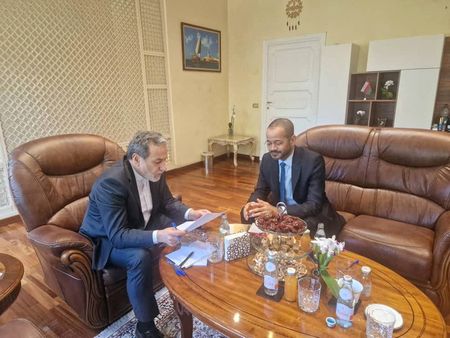 tagreuters.com2025binary_LYNXMPEL4M0TT-VIEWIMAGE