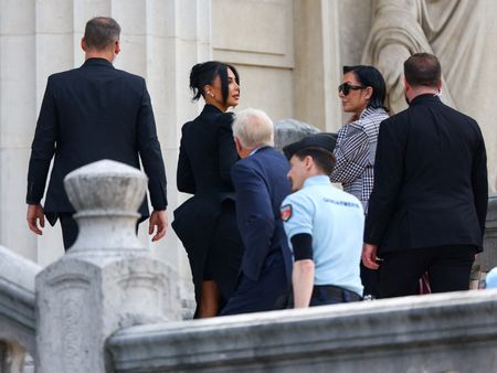 tagreuters.com2025binary_LYNXMPEL4M0YH-VIEWIMAGE