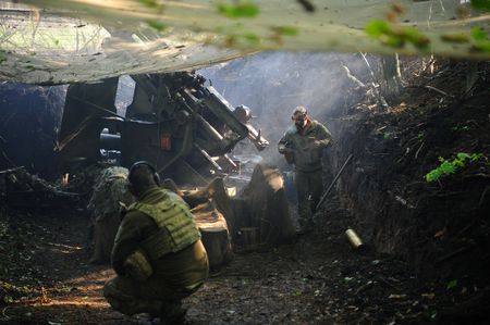 tagreuters.com2025binary_LYNXMPEL5604T-VIEWIMAGE