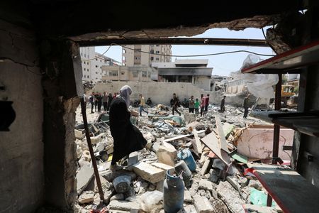 tagreuters.com2025binary_LYNXMPEL5608G-VIEWIMAGE