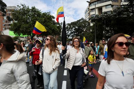 tagreuters.com2025binary_LYNXMPEL5706P-VIEWIMAGE