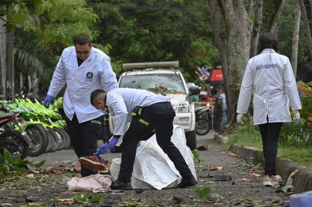 tagreuters.com2025binary_LYNXMPEL5910B-VIEWIMAGE