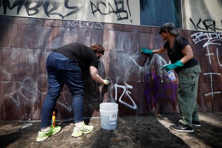 tagreuters.com2025binary_LYNXMPEL5913T-VIEWIMAGE