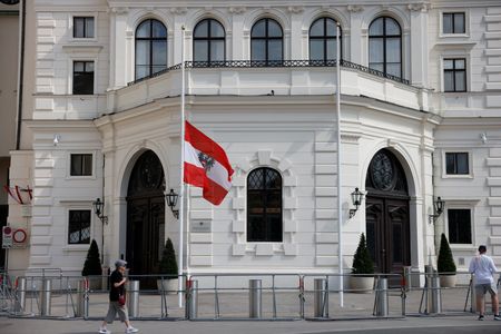 tagreuters.com2025binary_LYNXMPEL5A0T5-VIEWIMAGE