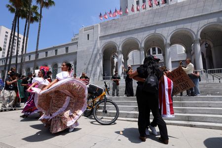 tagreuters.com2025binary_LYNXMPEL5A13T-VIEWIMAGE