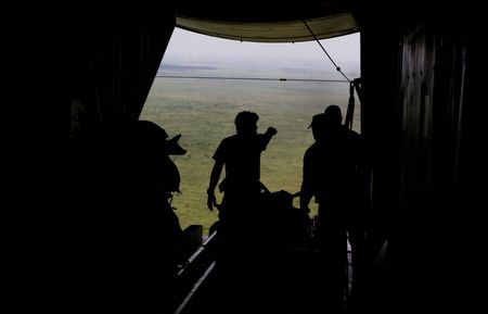 tagreuters.com2025binary_LYNXMPEL5C0AW-VIEWIMAGE