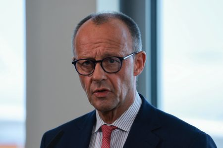 tagreuters.com2025binary_LYNXMPEL5E067-VIEWIMAGE