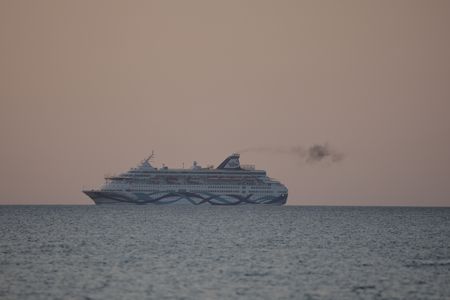 tagreuters.com2025binary_LYNXMPEL5H07S-VIEWIMAGE