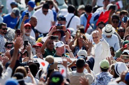 tagreuters.com2025binary_LYNXMPEL5H0JV-VIEWIMAGE