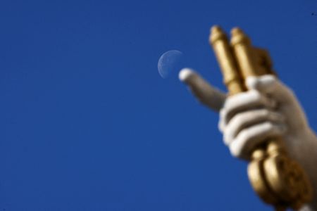 tagreuters.com2025binary_LYNXMPEL5H0JW-VIEWIMAGE