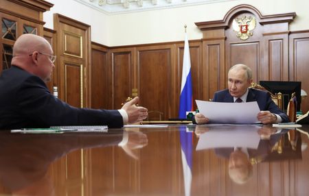 tagreuters.com2025binary_LYNXMPEL5H191-VIEWIMAGE