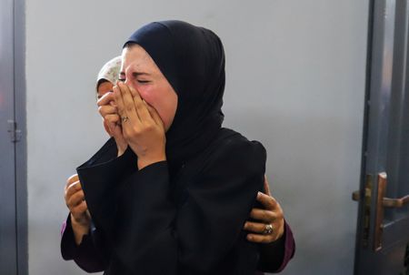 tagreuters.com2025binary_LYNXMPEL5I0EA-VIEWIMAGE