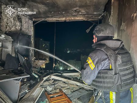 tagreuters.com2025binary_LYNXMPEL5J0KT-VIEWIMAGE