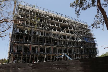 tagreuters.com2025binary_LYNXMPEL5J0QK-VIEWIMAGE