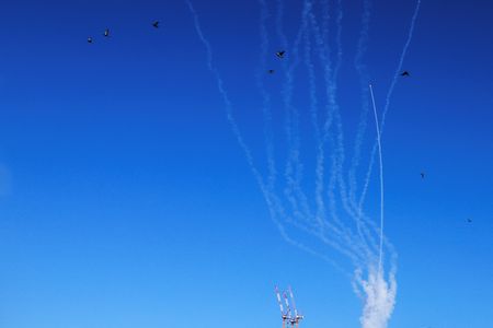 tagreuters.com2025binary_LYNXMPEL5L0C0-VIEWIMAGE