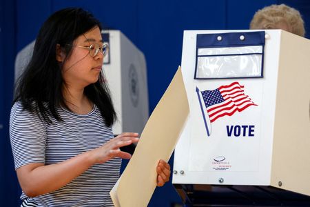 tagreuters.com2025binary_LYNXMPEL5N0XC-VIEWIMAGE