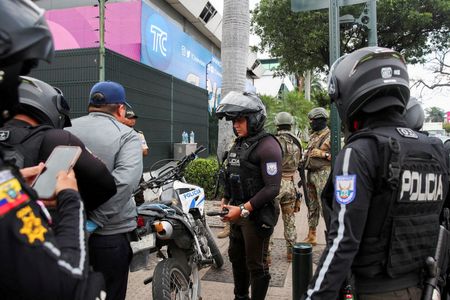 tagreuters.com2025binary_LYNXMPEL5N0YA-VIEWIMAGE